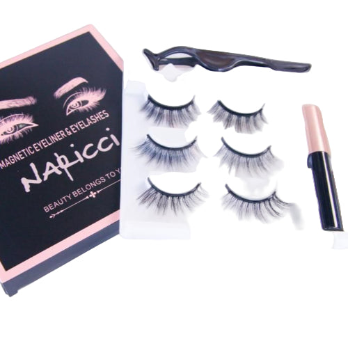 Lashes Charming Look